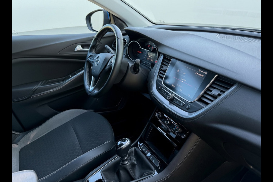 Opel Grandland X 1.2 Turbo Business Executive, luxe uitvoering, distributie riem onlangs vervangen, NL auto met nap
