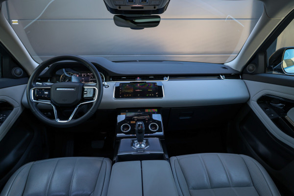 Land Rover Range Rover Evoque 1.5 P300e AWD S | PANO | 360 | ELEK TREKHAAK | DEALER ONDH | ELEK STOELEN |