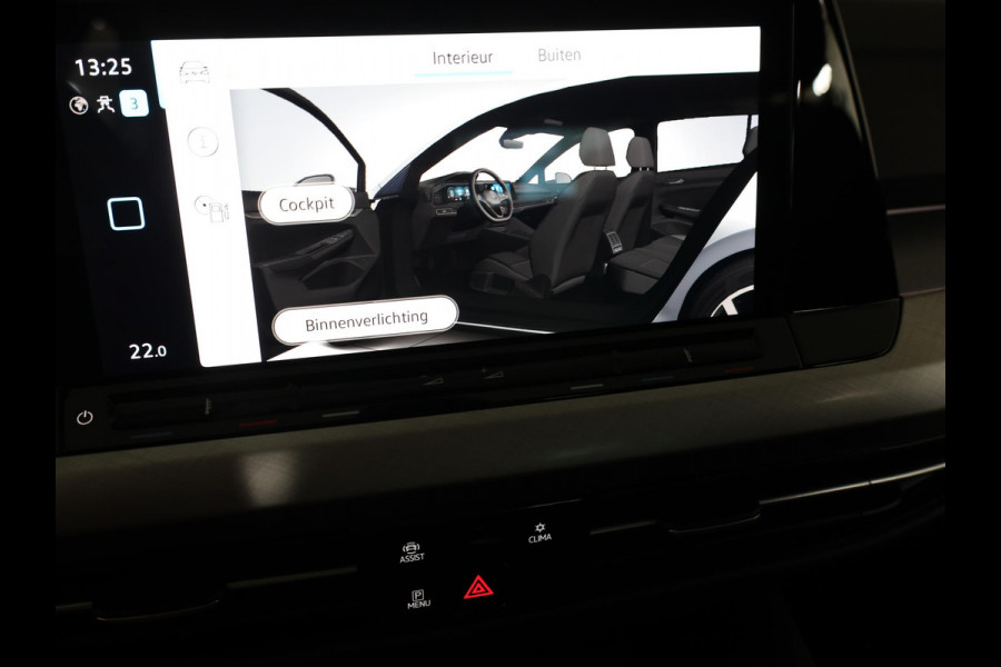 Volkswagen Golf 1.0 eTSI Life 110 pk Automaat (DSG) | Navigatie | Parkeersensoren | Achteruitrijcamera | Adaptieve cruise control | Autom. airco | Apple Carplay/Android Auto |