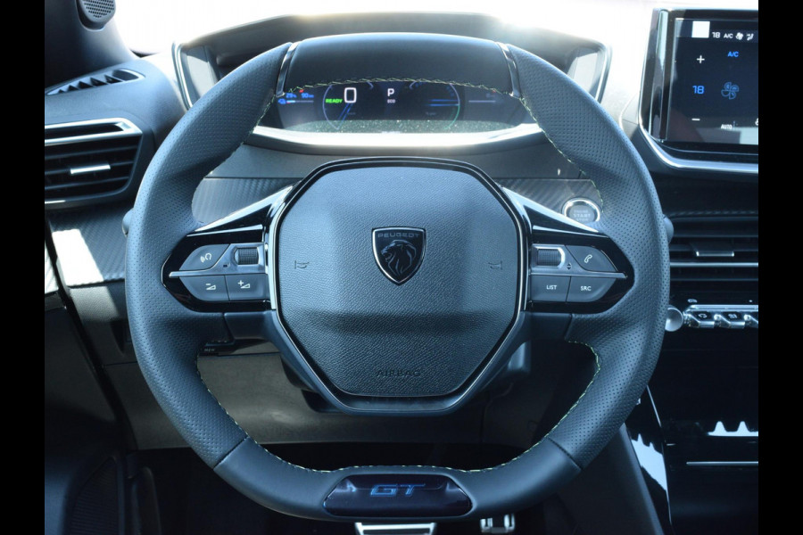 Peugeot e-2008 EV GT Avantage 54 kWh | Warmtepomp | Alcantara | Stoelverwarming