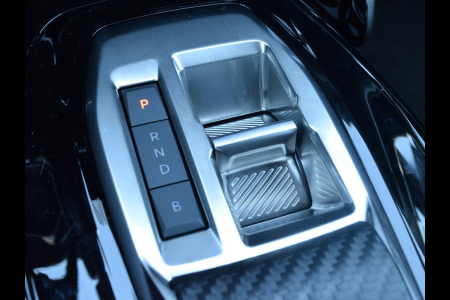 Peugeot e-2008 EV GT Avantage 54 kWh | Warmtepomp | Alcantara | Stoelverwarming