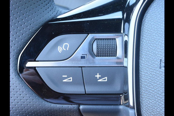 Peugeot e-2008 EV GT Avantage 54 kWh | Warmtepomp | Alcantara | Stoelverwarming