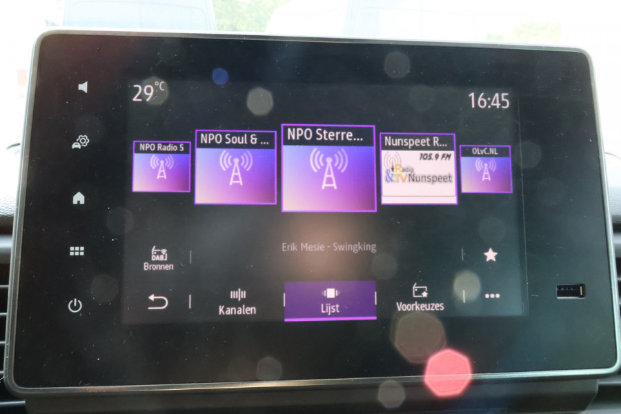 Renault Trafic 2.0 dCi 130pk DC Airco Black Edition Spoilerpakket