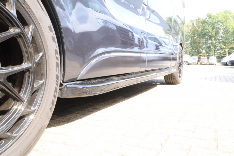 Renault Trafic 2.0 dCi 130pk DC Airco Black Edition Spoilerpakket