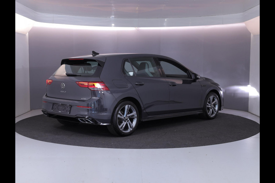 Volkswagen Golf 1.5 eTSI R-Line 130 pk Automaat (DSG) | Navigatie via App | Parkeersensoren | Autom. airco | Apple Carplay/Android Auto | R-Line |