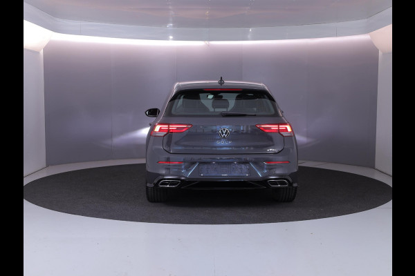 Volkswagen Golf 1.5 eTSI R-Line 130 pk Automaat (DSG) | Navigatie via App | Parkeersensoren | Autom. airco | Apple Carplay/Android Auto | R-Line |