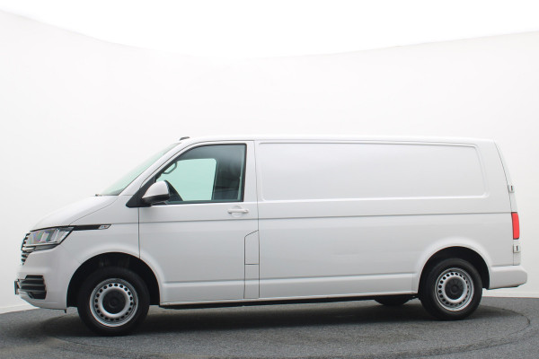 Volkswagen Transporter 2.0 TDI L2H1 28 DSG Apple Carplay, Trekhaak, Cruise, Airco, DAB
