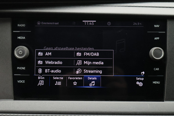 Volkswagen Transporter 2.0 TDI L2H1 28 DSG Apple Carplay, Trekhaak, Cruise, Airco, DAB