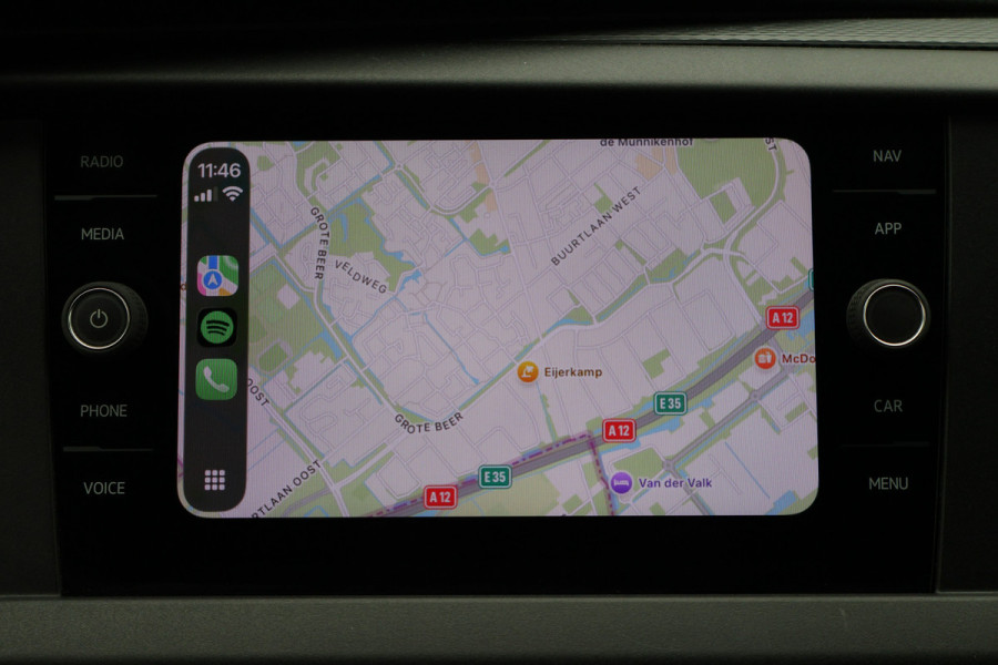 Volkswagen Transporter 2.0 TDI L2H1 28 DSG Apple Carplay, Trekhaak, Cruise, Airco, DAB