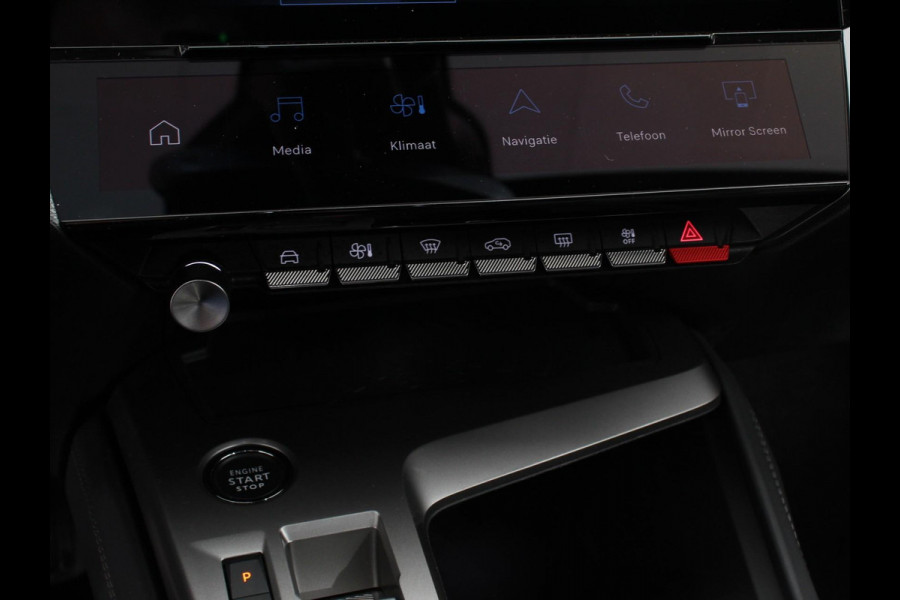 Peugeot 408 1.2 PureTech Allure Pack 130 Autmaat Comfort Pakket, Electrische stoelverstelling LV, stoelverwarming  Camera 360  Navigatie  Climate Control  Dab  Led Parkeer sensoren