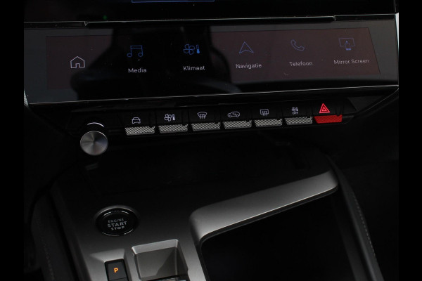 Peugeot 408 1.2 PureTech Allure Pack 130 Autmaat Comfort Pakket, Electrische stoelverstelling LV, stoelverwarming  Camera 360  Navigatie  Climate Control  Dab  Led Parkeer sensoren