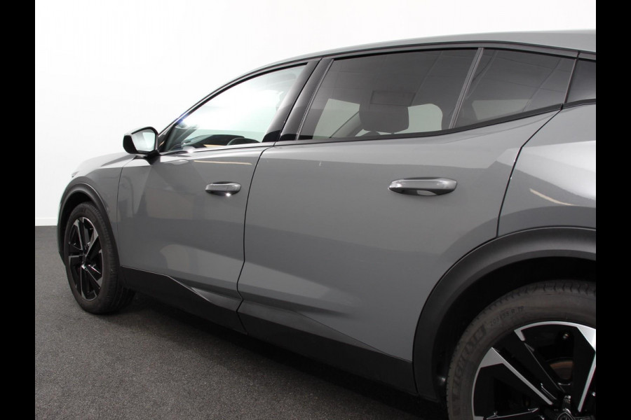 Peugeot 408 1.2 PureTech Allure Pack 130 Autmaat Comfort Pakket, Electrische stoelverstelling LV, stoelverwarming  Camera 360  Navigatie  Climate Control  Dab  Led Parkeer sensoren