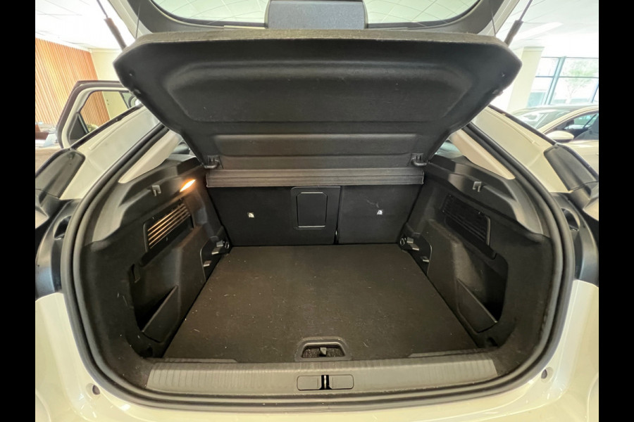 Citroën C4 1.2 Puretech Shine - AUTOMAAT - PANO - LEDER - HUD - ACC - CAMERA