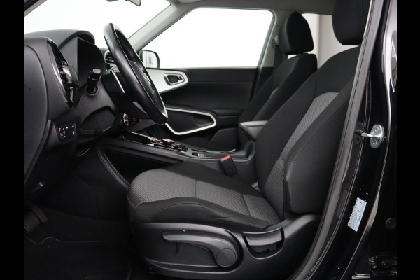 Kia e-Soul DynamicLine 64 kWh | SOH 97,5% | Cruise control | Carplay | Park assist | Camera | Climate control | Virtueel dashboard | plug-in