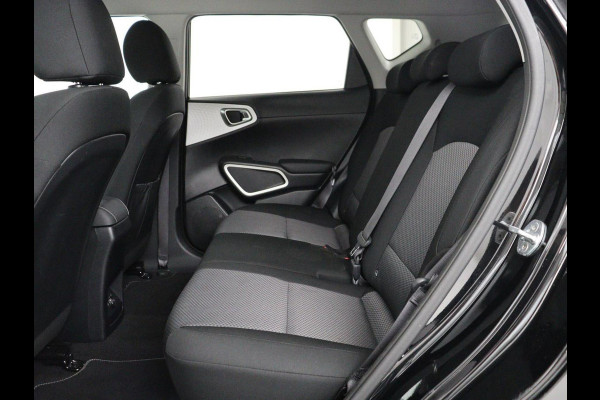 Kia e-Soul DynamicLine 64 kWh | SOH 97,5% | Cruise control | Carplay | Park assist | Camera | Climate control | Virtueel dashboard | plug-in