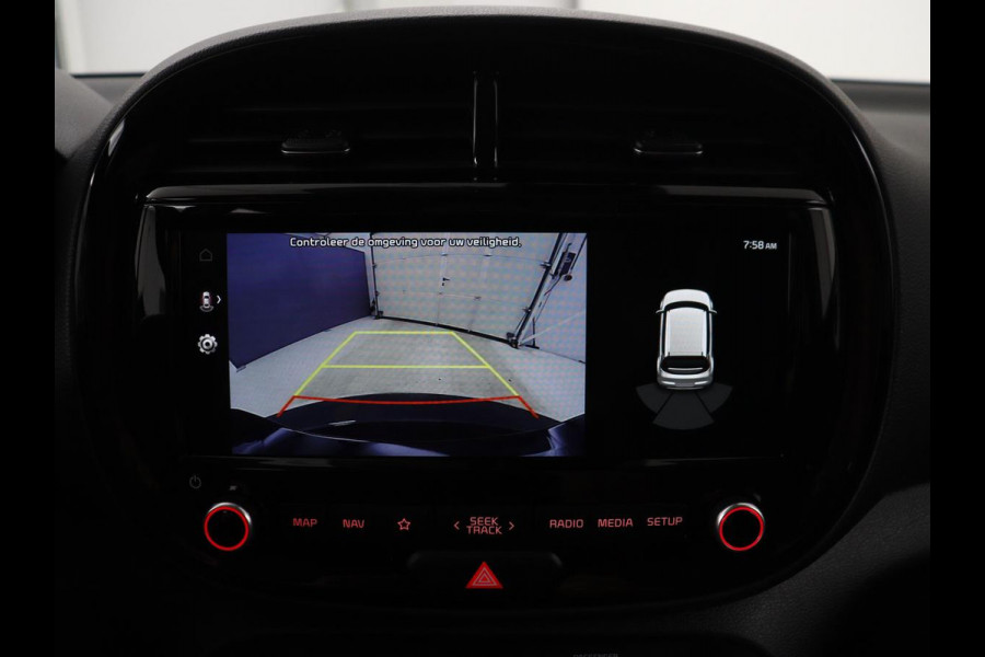 Kia e-Soul DynamicLine 64 kWh | SOH 97,5% | Cruise control | Carplay | Park assist | Camera | Climate control | Virtueel dashboard | plug-in