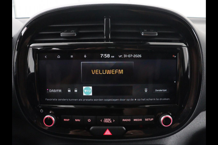 Kia e-Soul DynamicLine 64 kWh | SOH 97,5% | Cruise control | Carplay | Park assist | Camera | Climate control | Virtueel dashboard | plug-in
