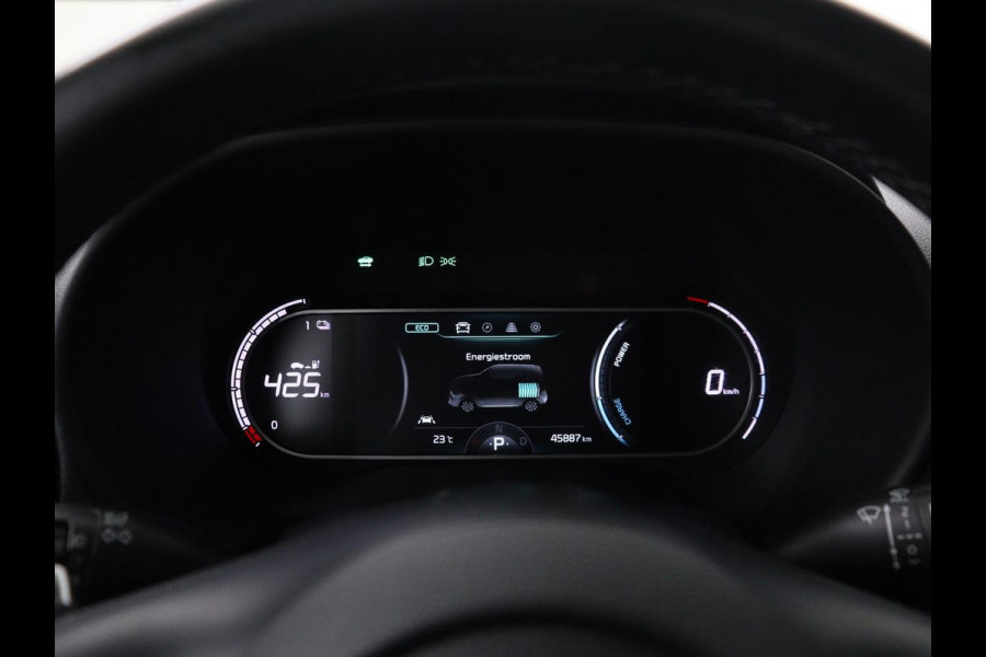 Kia e-Soul DynamicLine 64 kWh | SOH 97,5% | Cruise control | Carplay | Park assist | Camera | Climate control | Virtueel dashboard | plug-in