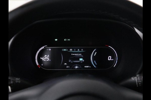 Kia e-Soul DynamicLine 64 kWh | SOH 97,5% | Cruise control | Carplay | Park assist | Camera | Climate control | Virtueel dashboard | plug-in