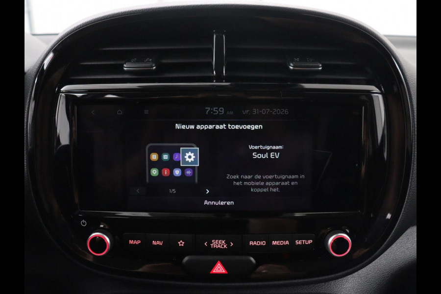 Kia e-Soul DynamicLine 64 kWh | SOH 97,5% | Cruise control | Carplay | Park assist | Camera | Climate control | Virtueel dashboard | plug-in