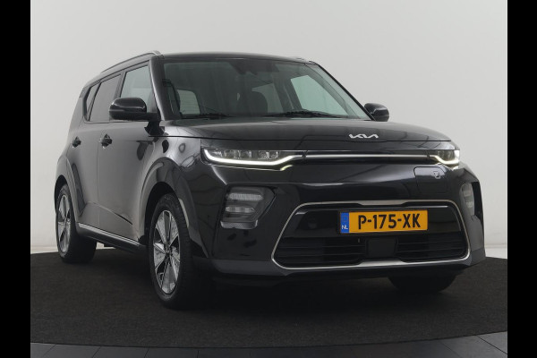 Kia e-Soul DynamicLine 64 kWh | SOH 97,5% | Cruise control | Carplay | Park assist | Camera | Climate control | Virtueel dashboard | plug-in