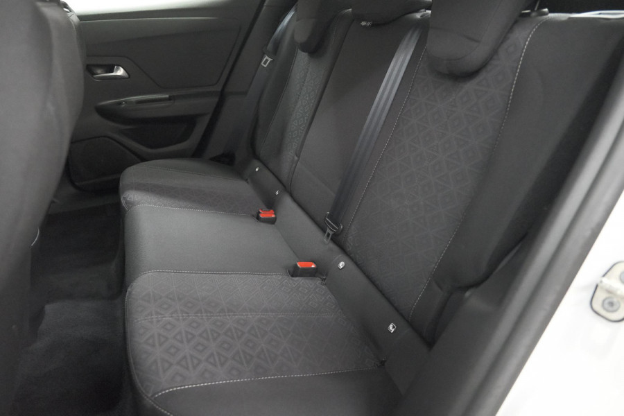 Opel Mokka Turbo 130 AT8 Edition | Camera | Parkeersensoren | Navigatie | Apple Carplay | Stoelverwarming