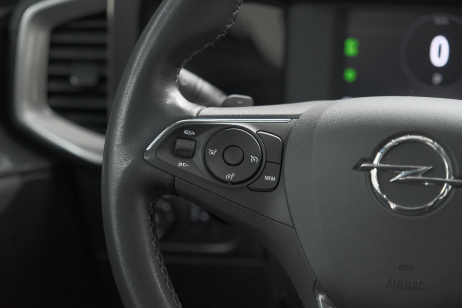 Opel Mokka Turbo 130 AT8 Edition | Camera | Parkeersensoren | Navigatie | Apple Carplay | Stoelverwarming