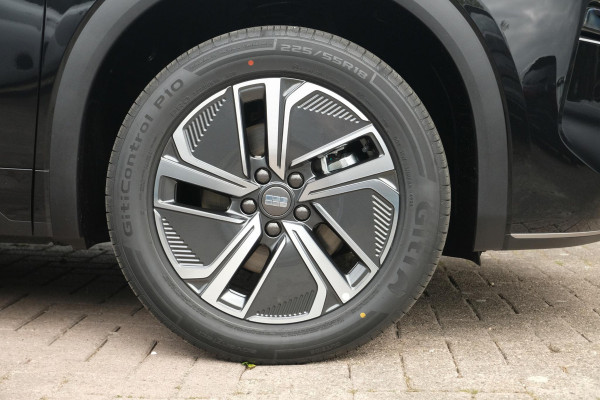GEELY Starray EM-i 1.5 Pro+ 262 PK | Stoelverwarming | 136 Km elektrisch bereik | 360 Camera | Parkeersensoren | 19 Inch LMV |
