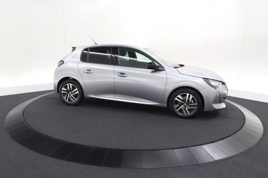 Peugeot 208 PureTech 100 Allure | Navigatie | Parkeersensoren | Apple Carplay