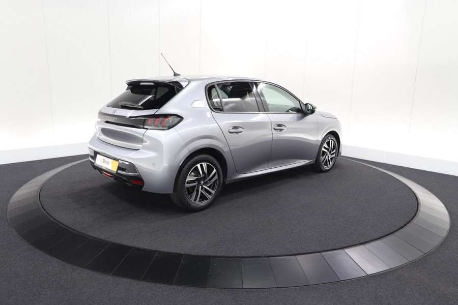 Peugeot 208 PureTech 100 Allure | Navigatie | Parkeersensoren | Apple Carplay