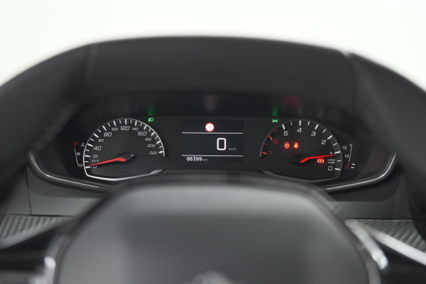 Peugeot 208 PureTech 100 Allure | Navigatie | Parkeersensoren | Apple Carplay