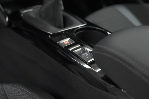 Peugeot 208 PureTech 100 Allure | Navigatie | Parkeersensoren | Apple Carplay