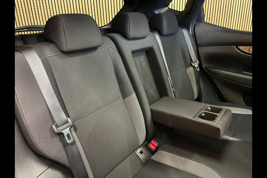 Nissan QASHQAI 1.3 DIG-T N-Connecta|159 PK|PANO|AFNEEMBARE TREKHAAK|APPLE CARPLAY|CAMERA|CRUISE+CLIMATE CTRL|STOELVERWARMING|LMV|