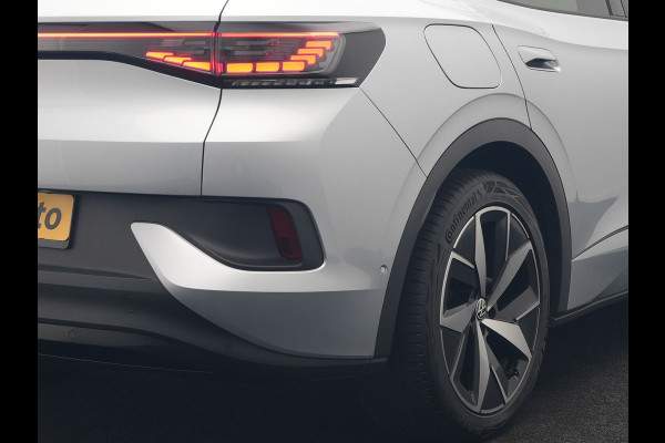 Volkswagen ID.4 GTX 4Motion 77 kWh 300pk Dealer O.H. | Trekhaak Af Fabriek | Panodak | Adaptive Cruise | Camera | IQ Light | Sportstoelen & Stuur Verwarmd | Keyless | Sfeerverlichting | Apple Carplay | Navigatie | DAB | 20"L.M |