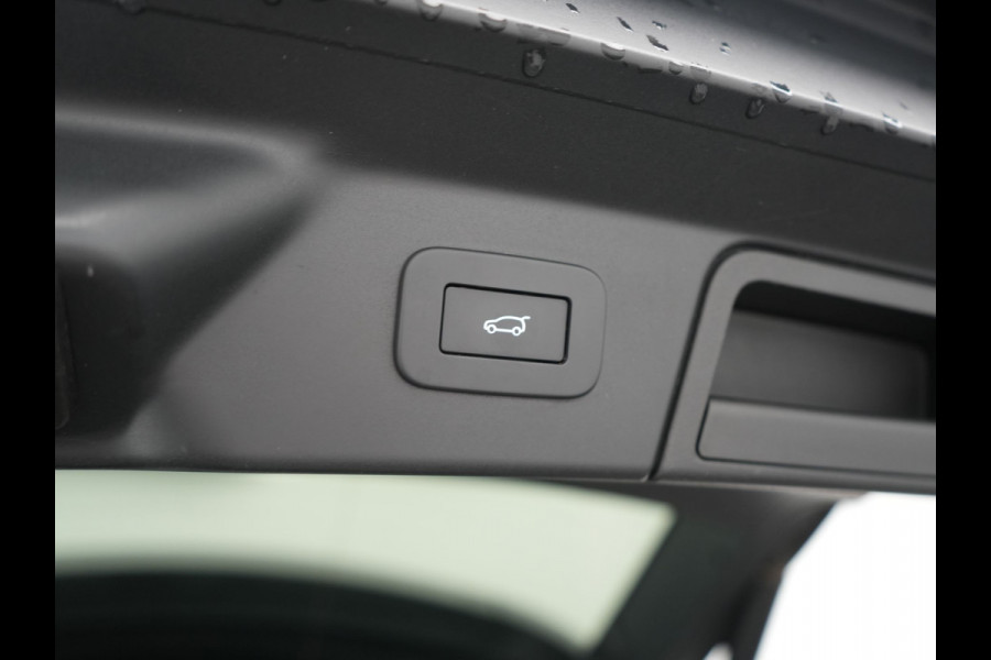 Land Rover Range Rover Velar P400e PHEV 400pk | Panodak | Adaptive Cruise | Camera | Meridian Audio | Lederen Sportstoelen Memory | Apple Carplay | Blis | Keyless | Navigatie | DAB | 20"L.M | Plug In Hybrid |
