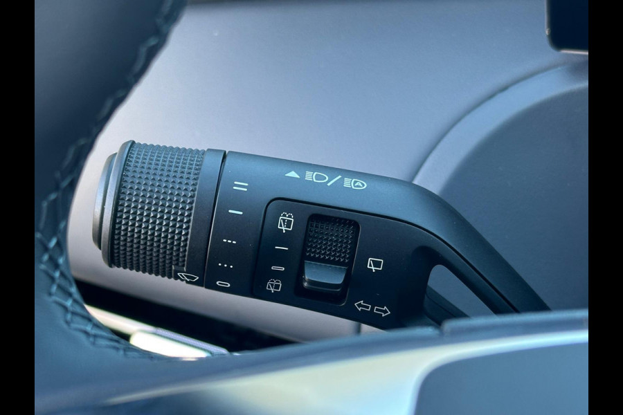 GEELY Starray EM-i 1.5 Max+ 262 PK | Panorama | Stoelen voor & achter verwarmd | Memory Seats | 360 Camera | 19 Inch LMV | 136km elektrisch bereik