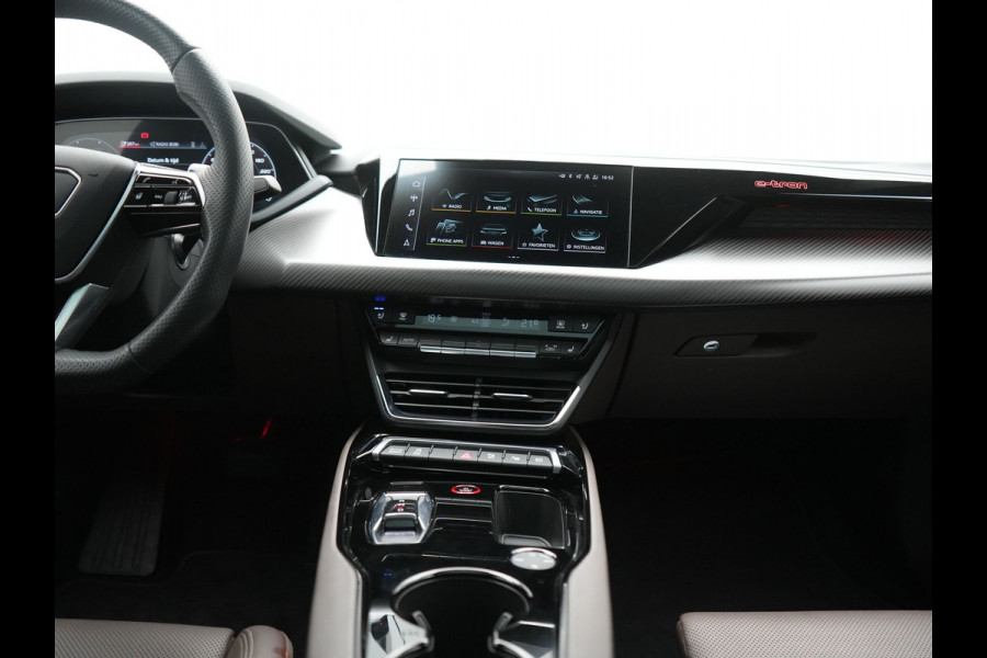 Audi e-tron GT 93 kWh 476pk Dealer O.H | Panodak | Head Up | Adaptive Cruise | 360 Camera | Laser LED | Bang & Olufsen | Lederen Sportstoelen Memory & Ventilatie | Keyless | Blis | Stuur & Stoelen Verwarmd | Navigatie | Virtual | DAB | 20"L.M |