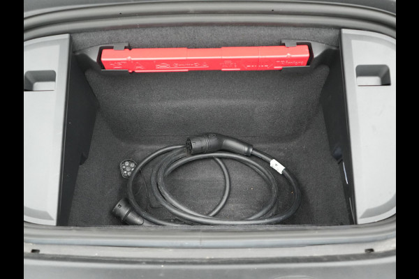 Audi e-tron GT 93 kWh 476pk Dealer O.H | Panodak | Head Up | Adaptive Cruise | 360 Camera | Laser LED | Bang & Olufsen | Lederen Sportstoelen Memory & Ventilatie | Keyless | Blis | Stuur & Stoelen Verwarmd | Navigatie | Virtual | DAB | 20"L.M |
