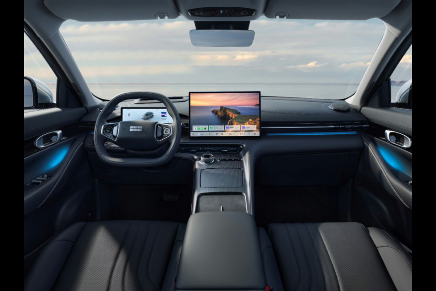 GEELY E5 Max+ 68 kWh 218 PK | 450 Km bereik | Panoramadak | 360 Camera | Warmtepomp | Stoelverwarming & verkoeling | Massagestoelen | Elektrische klep | Stuurverwarming | Parkeersensoren | Achterbank verwarmd | 19 Inch