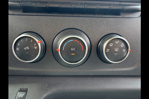 Renault Master T35 2.3 DCI 150PK Automaat LED Airco Cruise Control Camera Foodtruck Meubelbak Paardenwagen