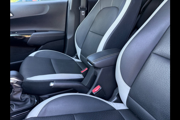 Kia Picanto 1.2 GT-Line - Automaat - Navi - Camera - Parkeerhulp - Virt.Cockpit - Leder