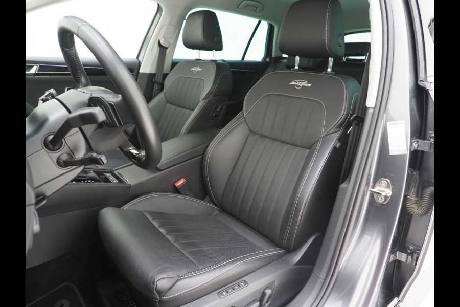 Škoda Superb Combi 1.4 TSI iV Laurin & Klement | Leder | Trekhaak | Massage | Canton | 360 | Memory | Stoelkoeling | Keyless