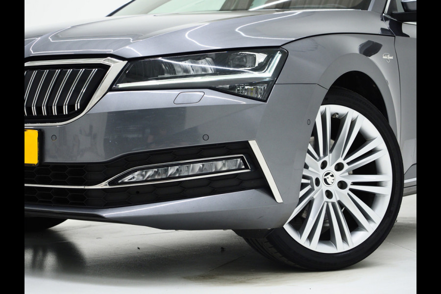 Škoda Superb Combi 1.4 TSI iV Laurin & Klement | Leder | Trekhaak | Massage | Canton | 360 | Memory | Stoelkoeling | Keyless