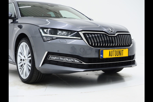 Škoda Superb Combi 1.4 TSI iV Laurin & Klement | Leder | Trekhaak | Massage | Canton | 360 | Memory | Stoelkoeling | Keyless