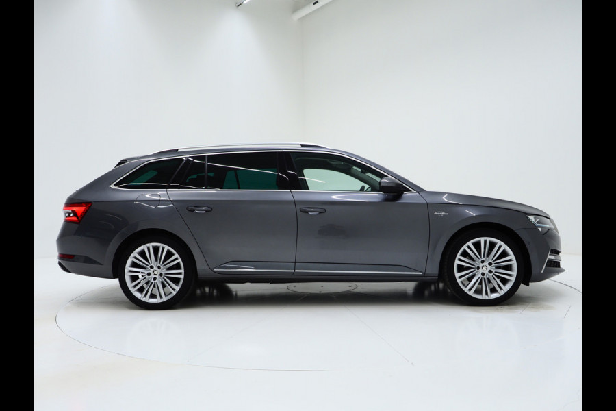 Škoda Superb Combi 1.4 TSI iV Laurin & Klement | Leder | Trekhaak | Massage | Canton | 360 | Memory | Stoelkoeling | Keyless