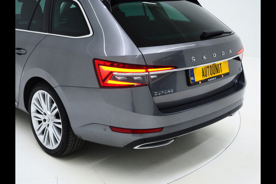 Škoda Superb Combi 1.4 TSI iV Laurin & Klement | Leder | Trekhaak | Massage | Canton | 360 | Memory | Stoelkoeling | Keyless