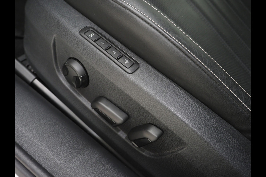 Škoda Superb Combi 1.4 TSI iV Laurin & Klement | Leder | Trekhaak | Massage | Canton | 360 | Memory | Stoelkoeling | Keyless