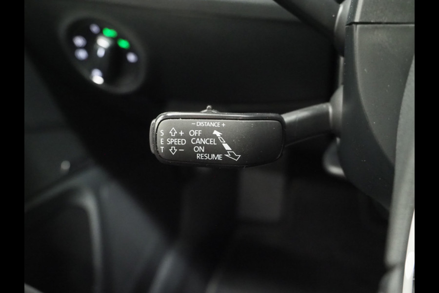 Škoda Superb Combi 1.4 TSI iV Laurin & Klement | Leder | Trekhaak | Massage | Canton | 360 | Memory | Stoelkoeling | Keyless