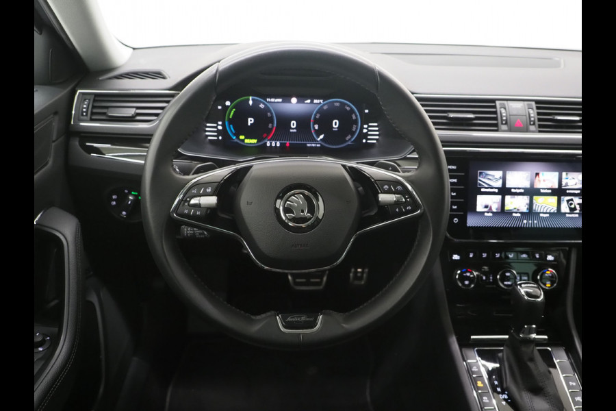 Škoda Superb Combi 1.4 TSI iV Laurin & Klement | Leder | Trekhaak | Massage | Canton | 360 | Memory | Stoelkoeling | Keyless