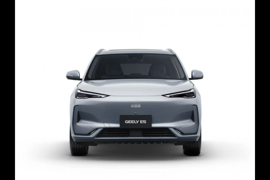 GEELY E5 Max+ 68 kWh 218 PK | 450 Km bereik | Panoramadak | 360 Camera | Warmtepomp | Stoelverwarming & verkoeling | Massagestoelen | Elektrische klep | Stuurverwarming | Parkeersensoren | Achterbank verwarmd | 19 Inch